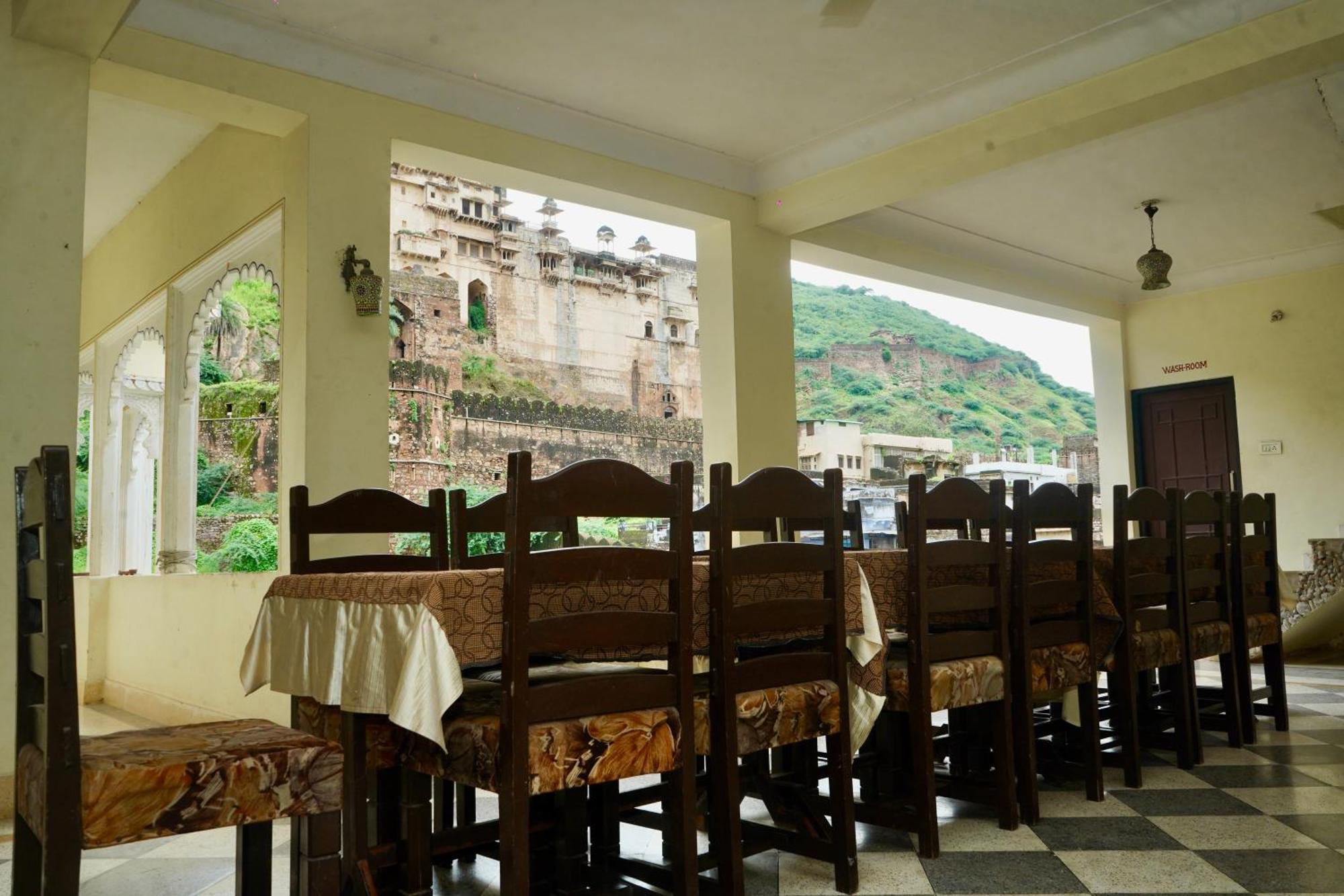 Haveli Katkoun Hotel Būndi Exterior foto